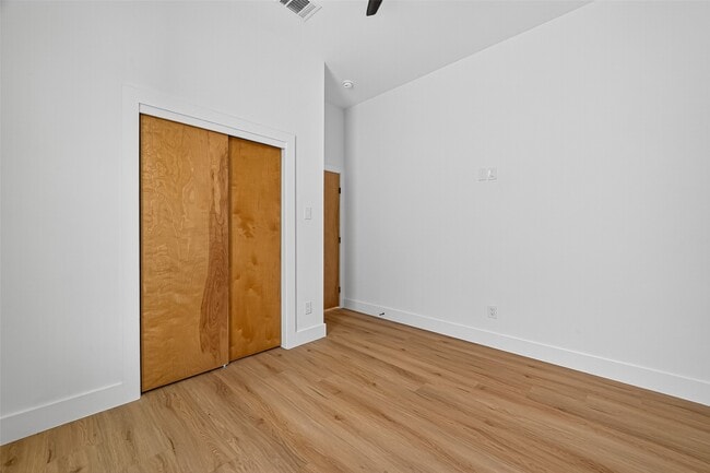 Building Photo - 6427 Lamayah St
