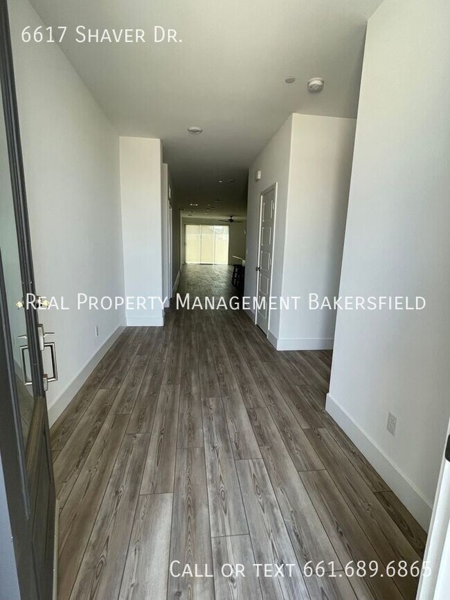 Building Photo - 6617 Shaver Dr