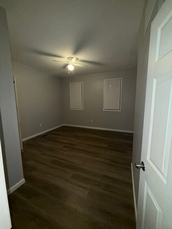 Building Photo - 1111 Louis St