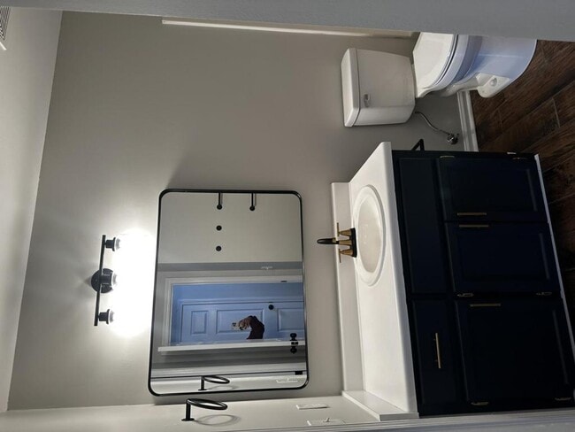 Building Photo - 3170 Achey Dr