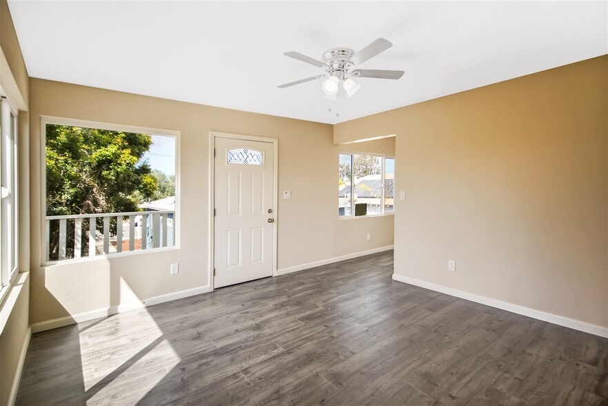 Building Photo - 509 41st Street