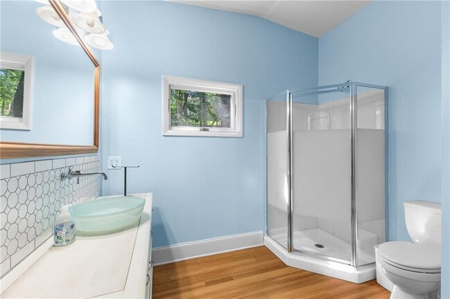 Building Photo - 6567 Tahiti Way