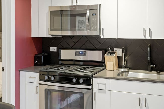 Building Photo - 417 S Dearborn St