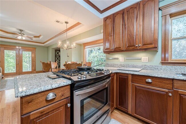 Building Photo - 435 Little Pines Ct