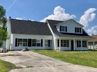 Building Photo - All new interior and exterior! Move in ready!