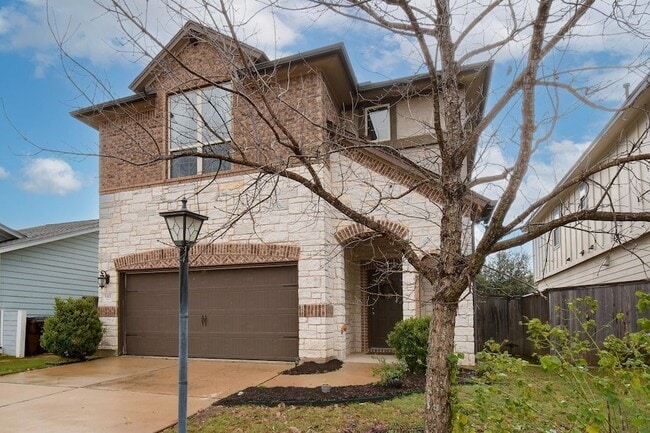 Building Photo - 5321 Daimler Dr