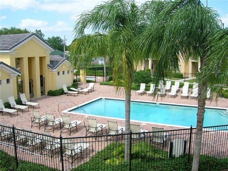 Building Photo - 4009 Sand Palm Ct