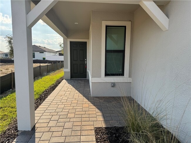 Building Photo - 1024 Caloosa Breeze Dr