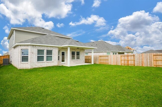 Building Photo - 1607 Blue Cypress Dr