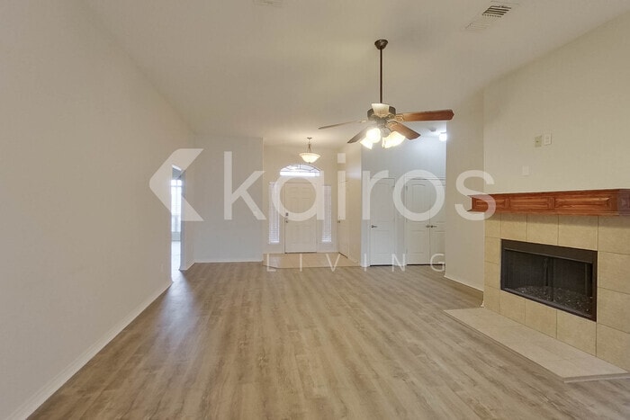 Building Photo - 2421 NW 158th St