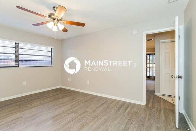 Building Photo - 4 Bedroom Pet-Friendly Home in Kissimmee, ...