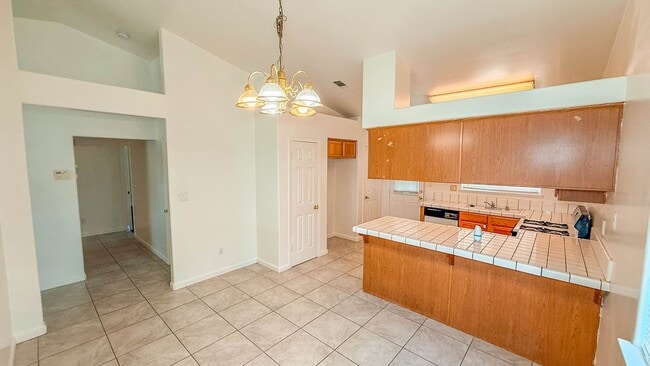 Building Photo - 5311 Sunbird Ct
