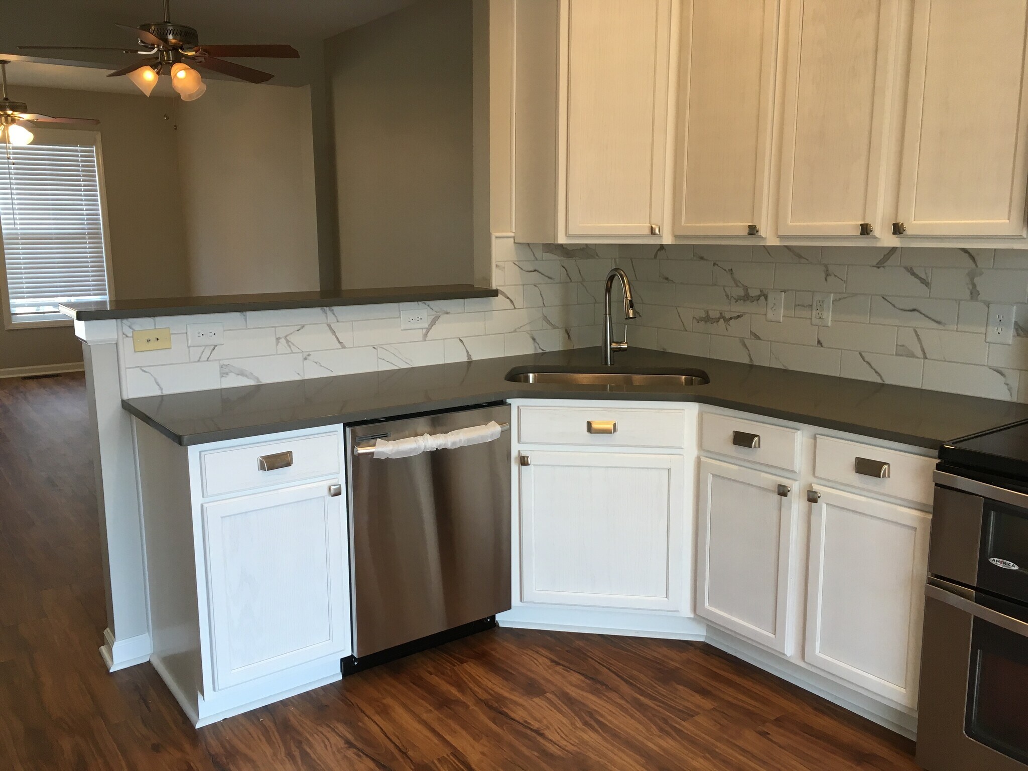 Building Photo - 5543 Crabtree Park Ct