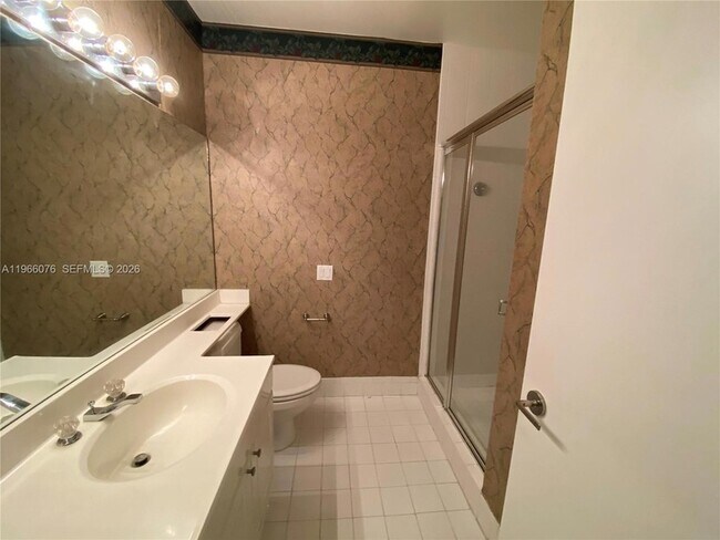 Building Photo - 3640 Yacht Club Dr