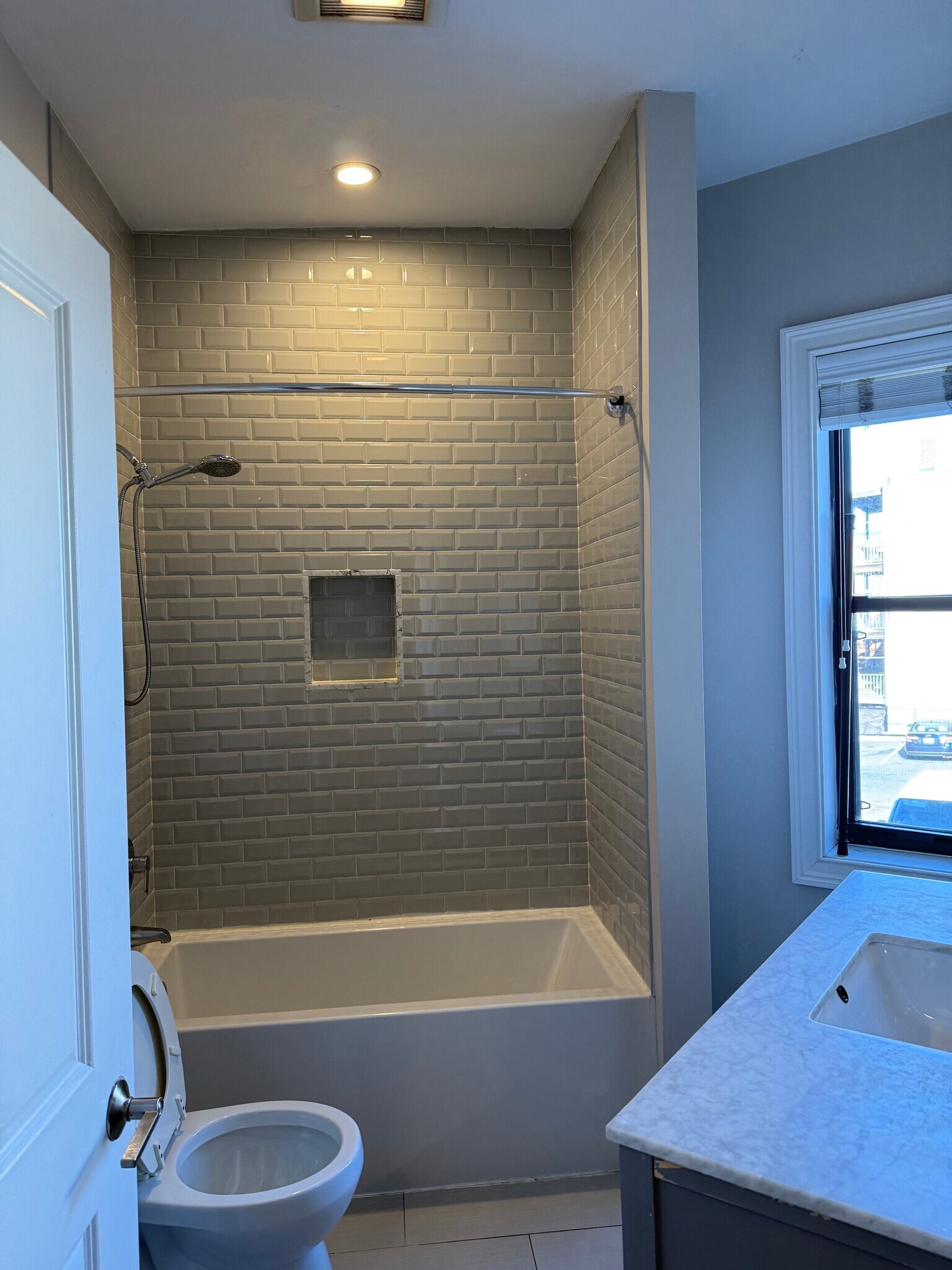 Building Photo - 151 Meridian St