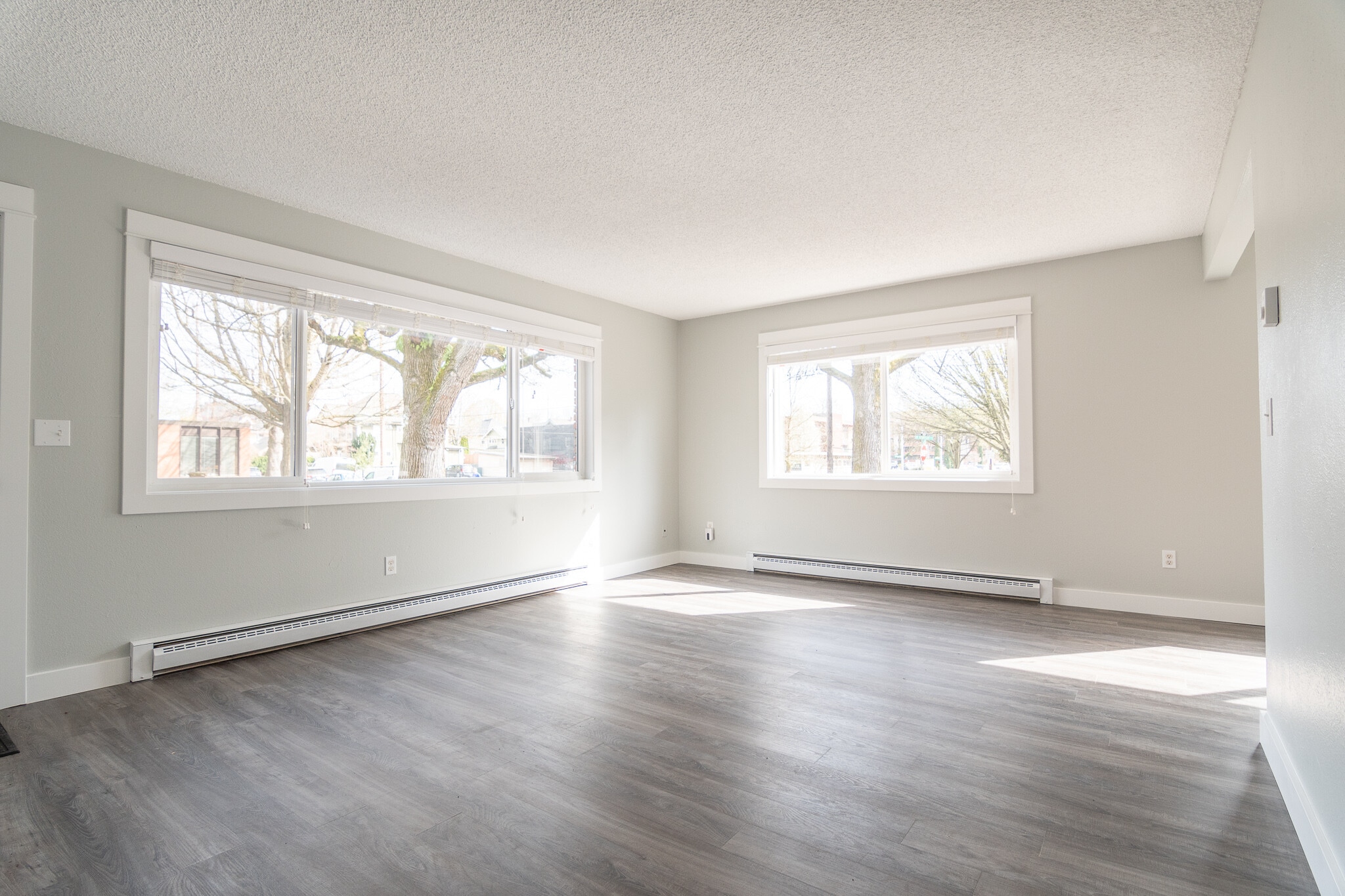 Building Photo - 1809 NE 21st Ave