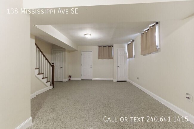 Building Photo - 138 Mississippi Ave SE