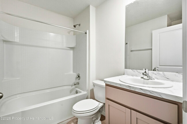 Building Photo - 13322 Golden Lime Ave