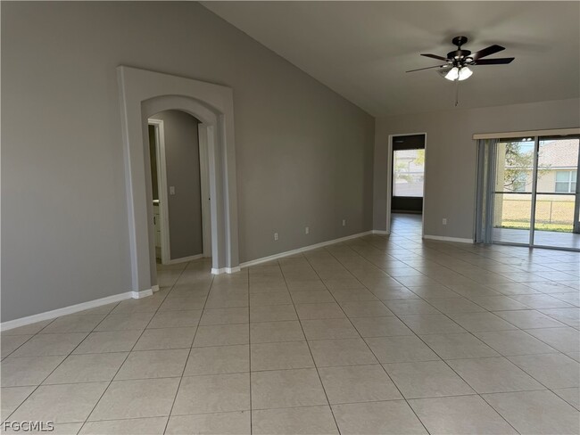 Building Photo - 3540 NE 20th Pl