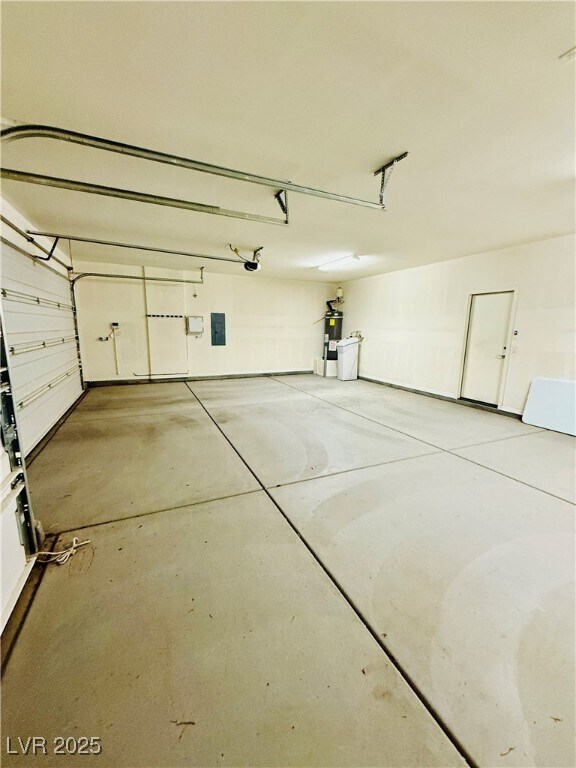 Building Photo - 4317 La Romita St