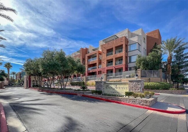 Building Photo - 35 E Agate Ave