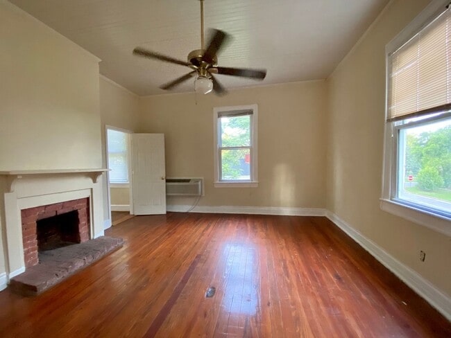 Building Photo - Olympia