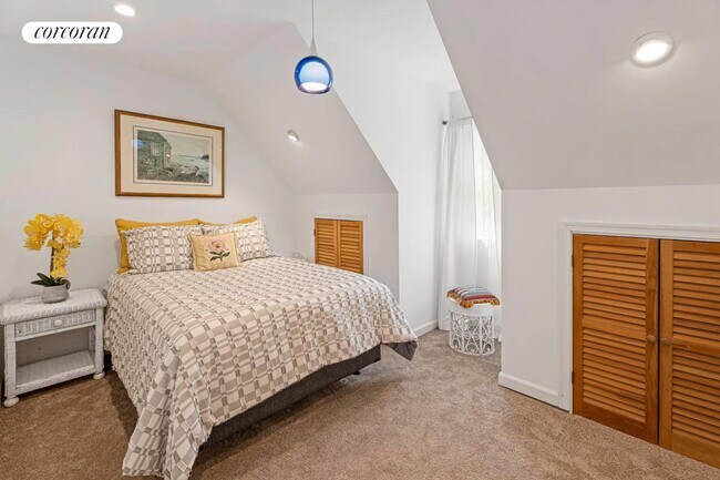 Building Photo - 84 Middle Hwy