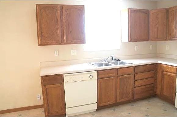 Building Photo - 2350 Coniferous Dr