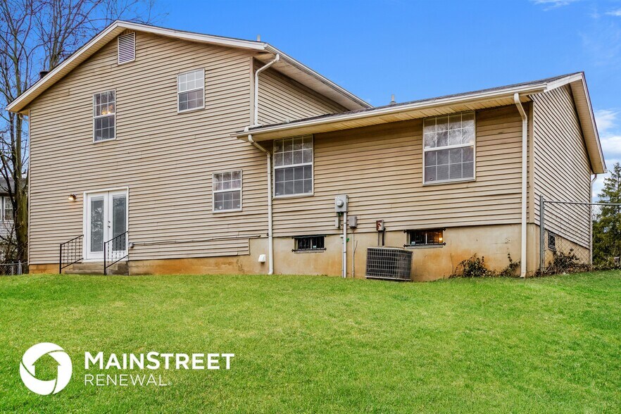 Building Photo - 6300 Ocho Rios Ct