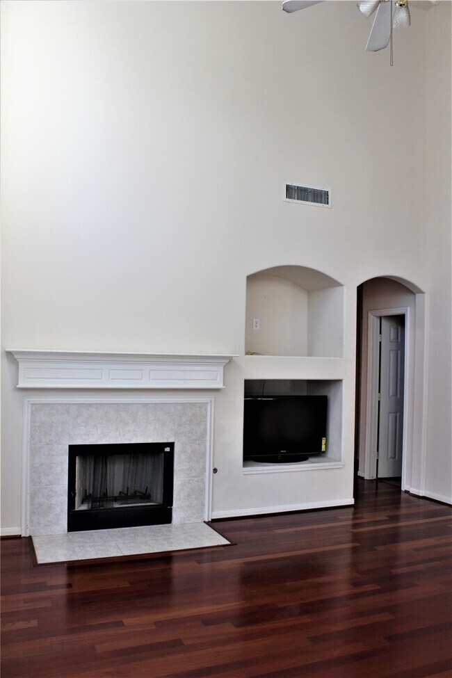 Building Photo - 71 N Brooksedge Cir