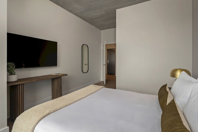 Building Photo - 479 Canal St