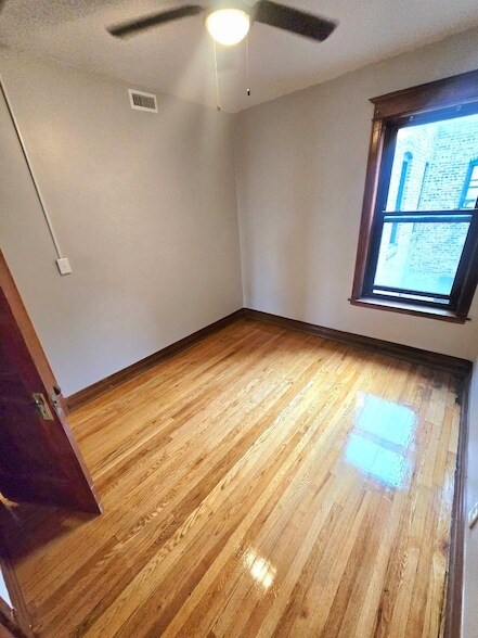 Building Photo - 4939 S Vincennes Ave