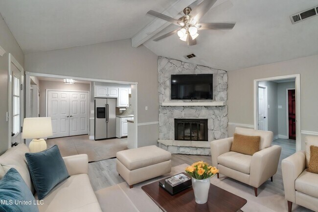 Building Photo - 348 Durham Ct