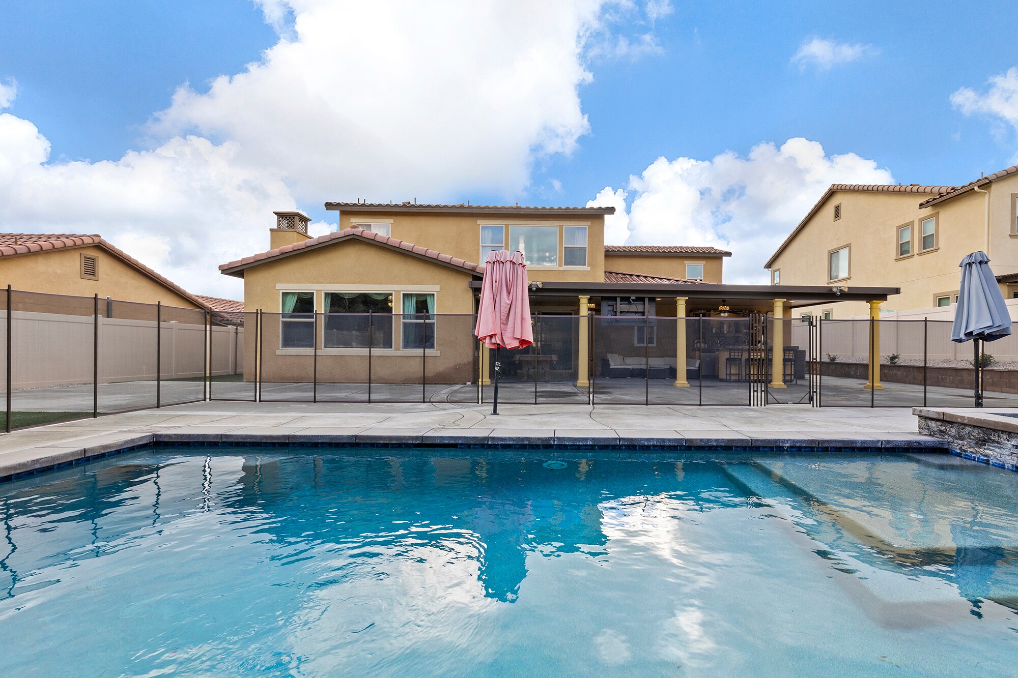 Building Photo - 35676 Small Pine Ct