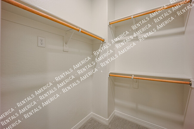 Building Photo - 7441 E Via De Luna Dr