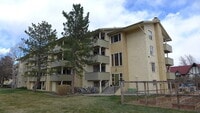 Building Photo - "Charming 2-Bed Condo Oasis in Boulder – Spacious 940 Sq Ft with Modern Comforts!"