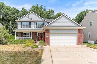 Building Photo - 32724 Laurelwood Ct