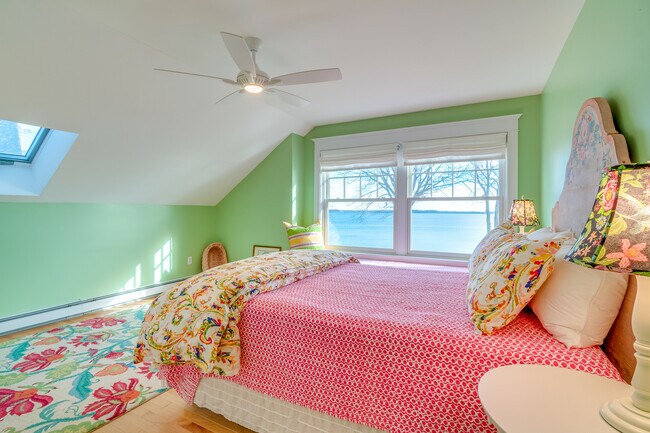 Building Photo - 14 Artist Point Rd