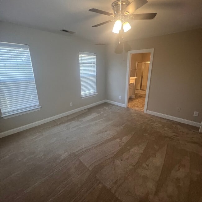 Building Photo - 310 Jeremy Ln