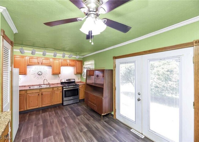 Building Photo - 9117 Wil Verne Dr