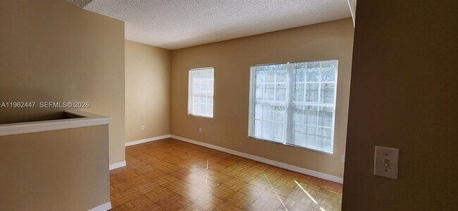 Building Photo - 10300 Fox Trail Rd S