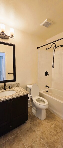 Building Photo - 91-1112-1112 Kai Oio St