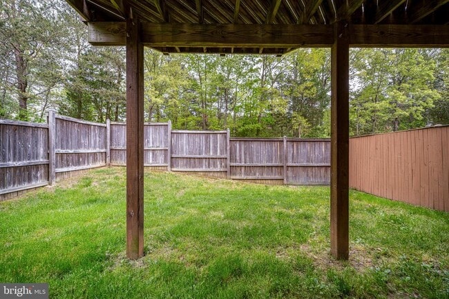 Building Photo - 8501 Blue Bird Woods Ct