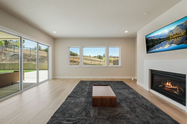 Building Photo - Newly Built 5BR Luxury Home in El Dorado Hills – 3,926 Sq Ft!