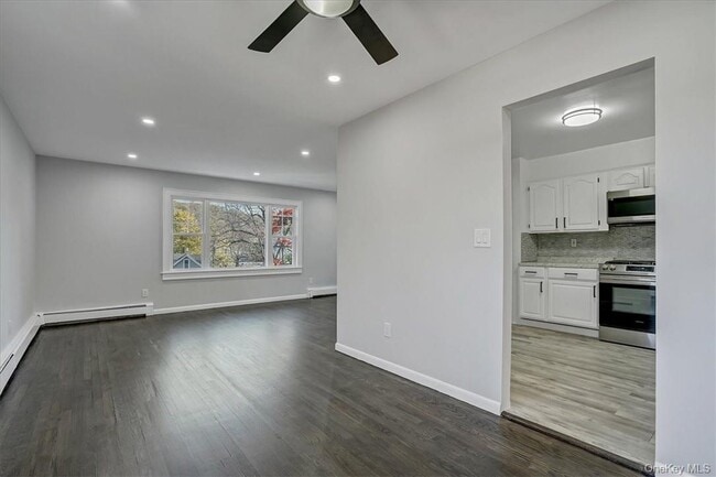 Building Photo - 1 Intervale Ave