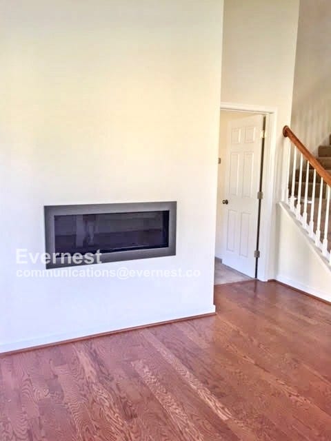 Building Photo - 600 Haven Mews Cir