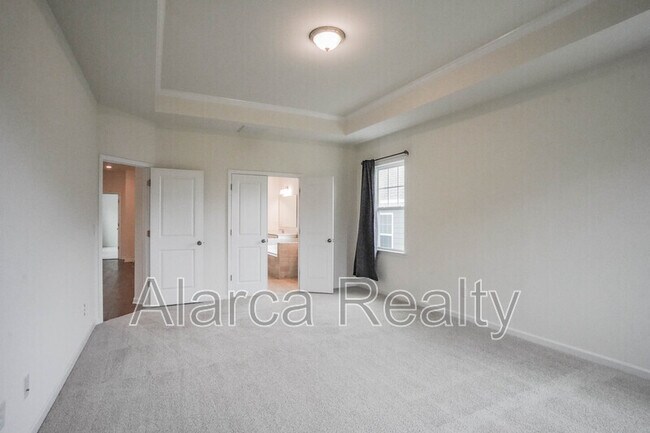 Building Photo - 12824 Hindcross Dr