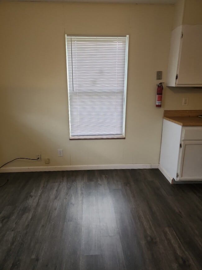 Building Photo - 1617 Jefferson St