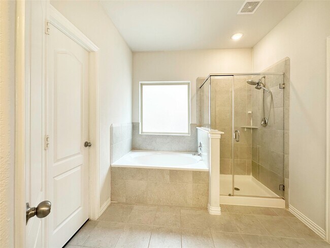 Building Photo - 23610 Carducci Dr