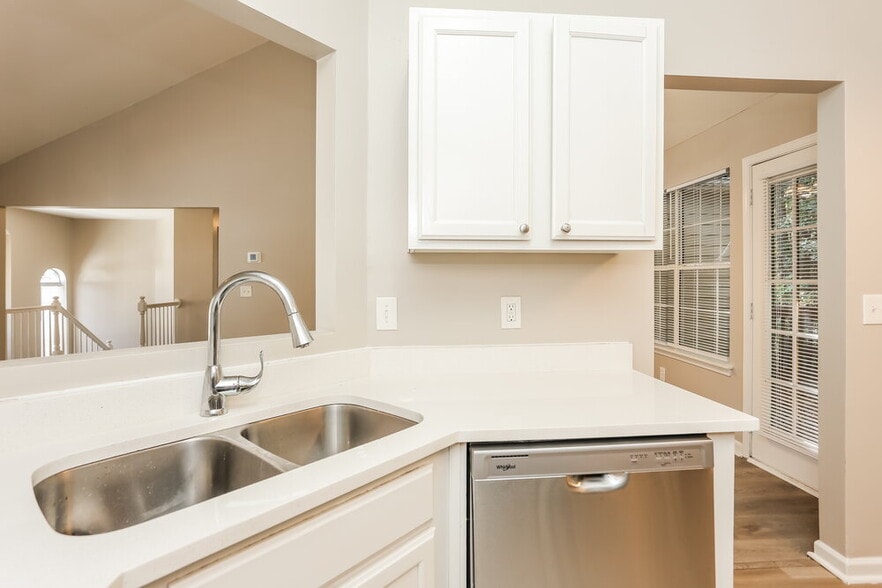 Building Photo - 4097 Sweetsprings Terrace SW